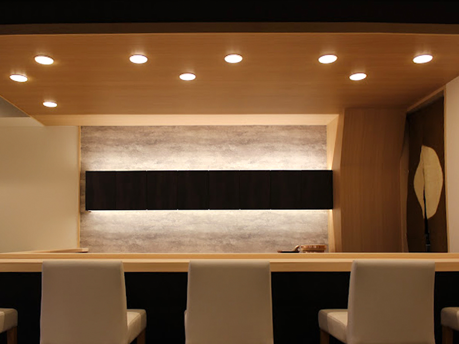 【飲食店】鮨 てつ也｜設計・施工例｜八百板工芸有限会社