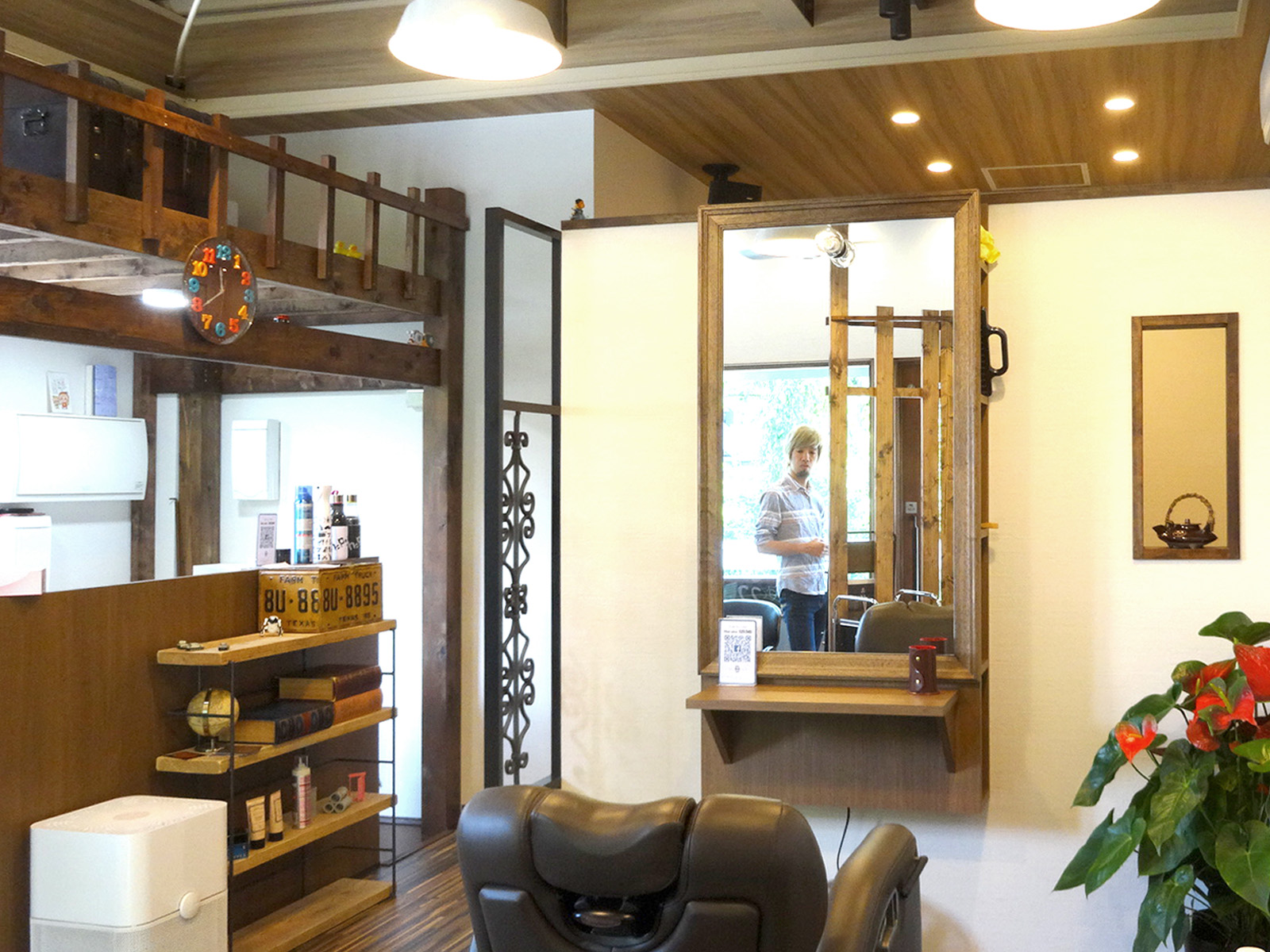 【理容室】Hair salon IZUMI｜設計・施工例｜八百板工芸有限会社