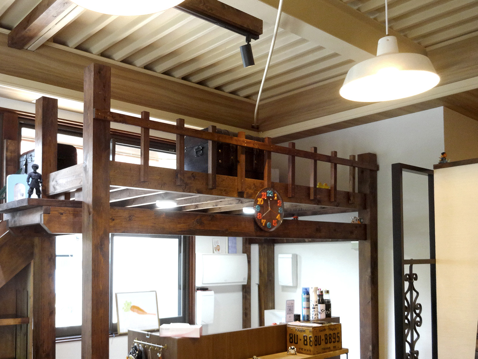 【理容室】Hair salon IZUMI｜設計・施工例｜八百板工芸有限会社