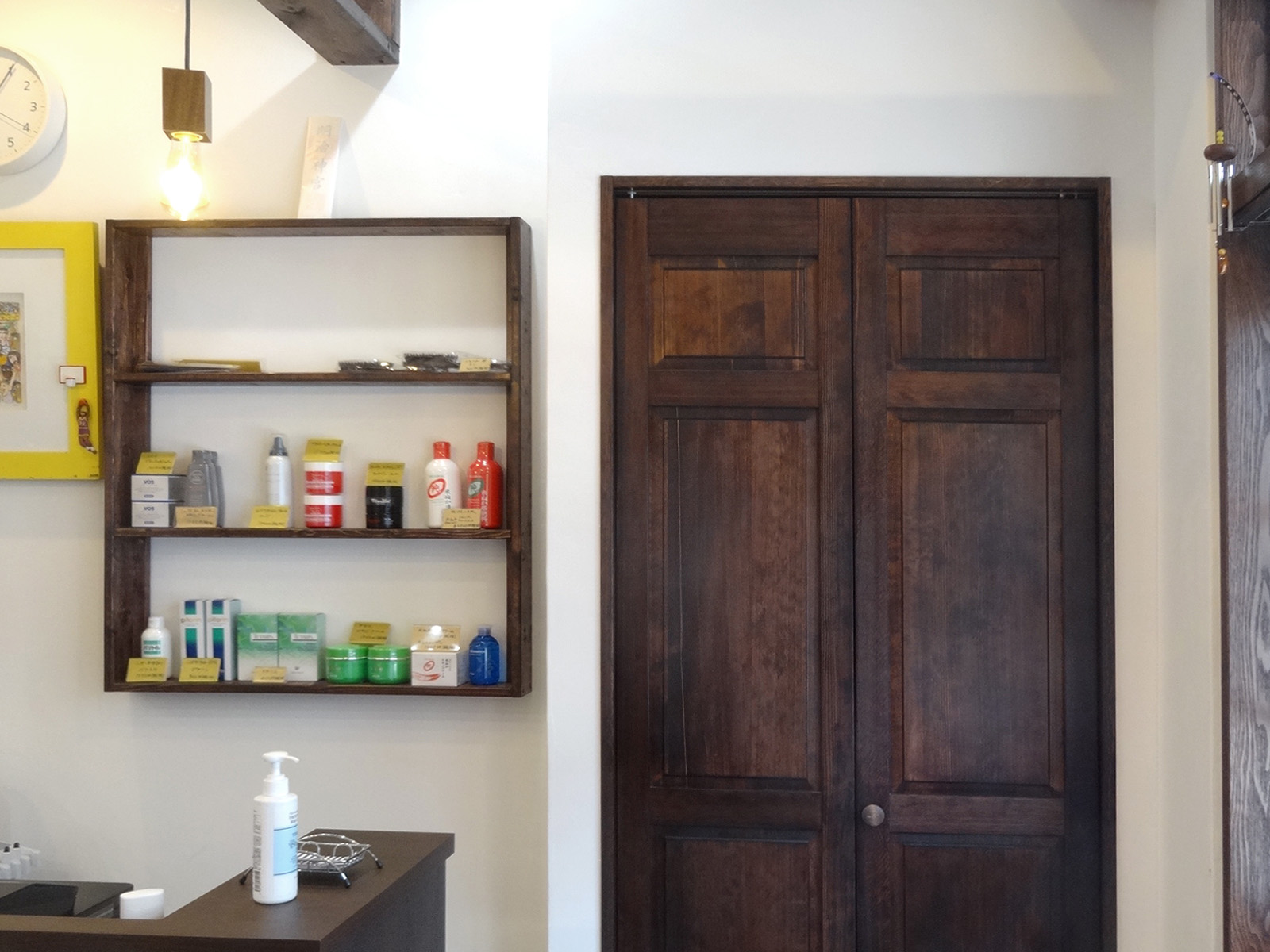 【理容室】理容 小鳩｜設計・施工例｜八百板工芸有限会社