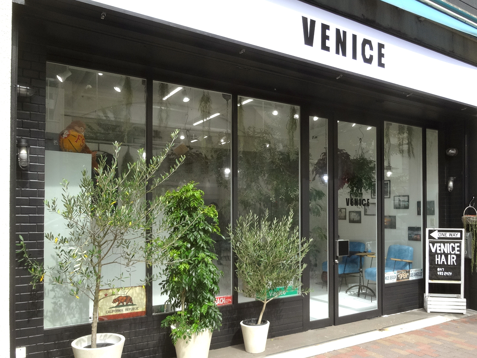 【美容室】VENICE｜設計・施工例｜八百板工芸有限会社